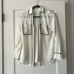 Express portofino short size small cream sheer with black trim